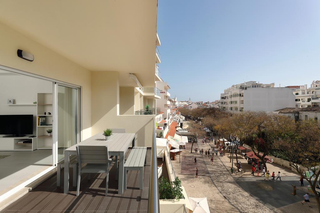 Original 3 Bedroom Downtown Albufeira Exterior photo